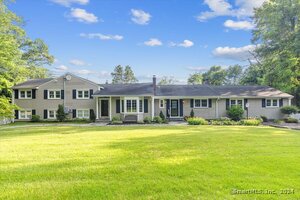 359 Vine Road