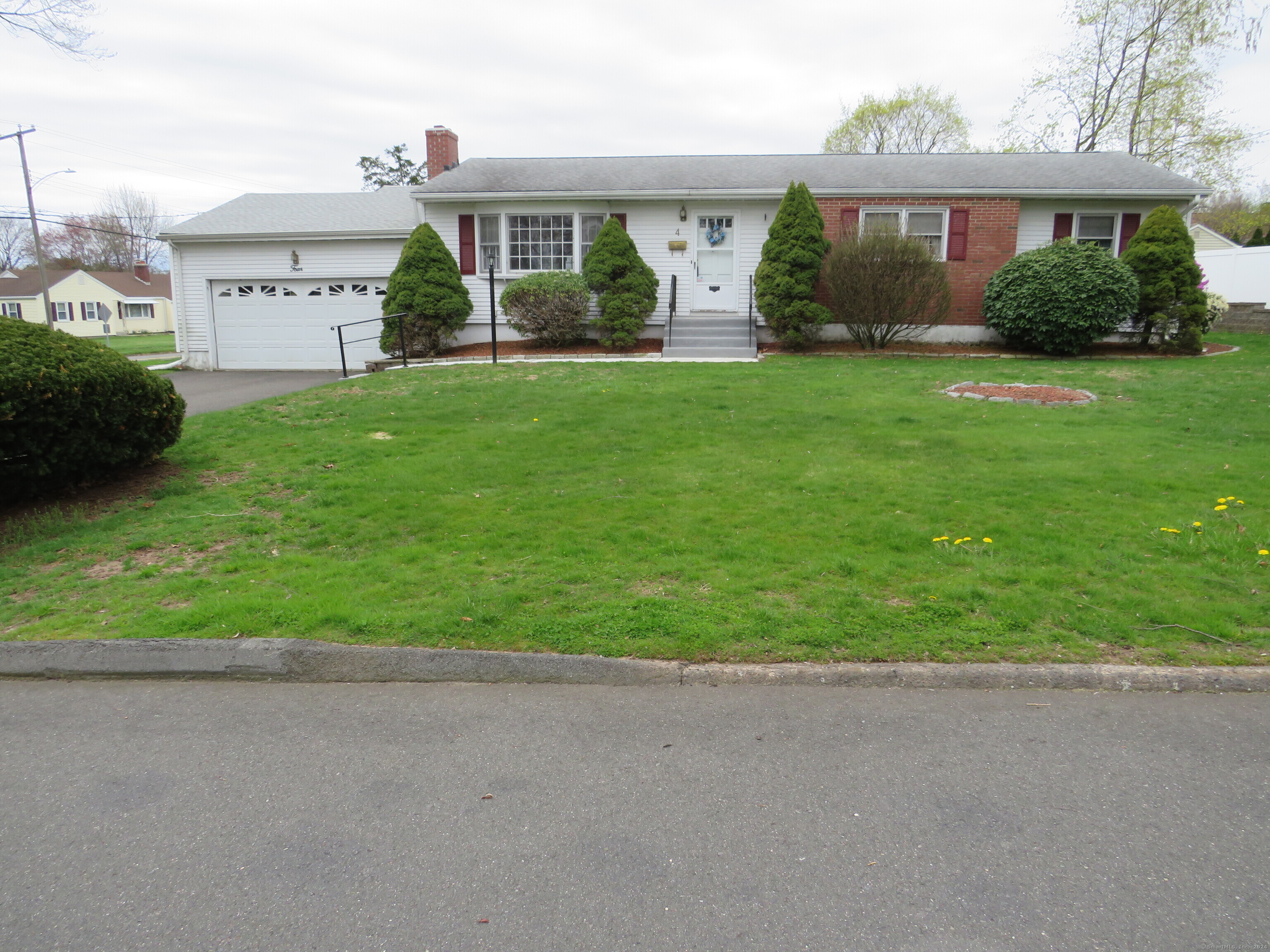 4 Round Hill Road Wethersfield CT