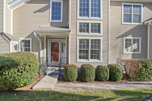 42 Regency Circle, Unit 42