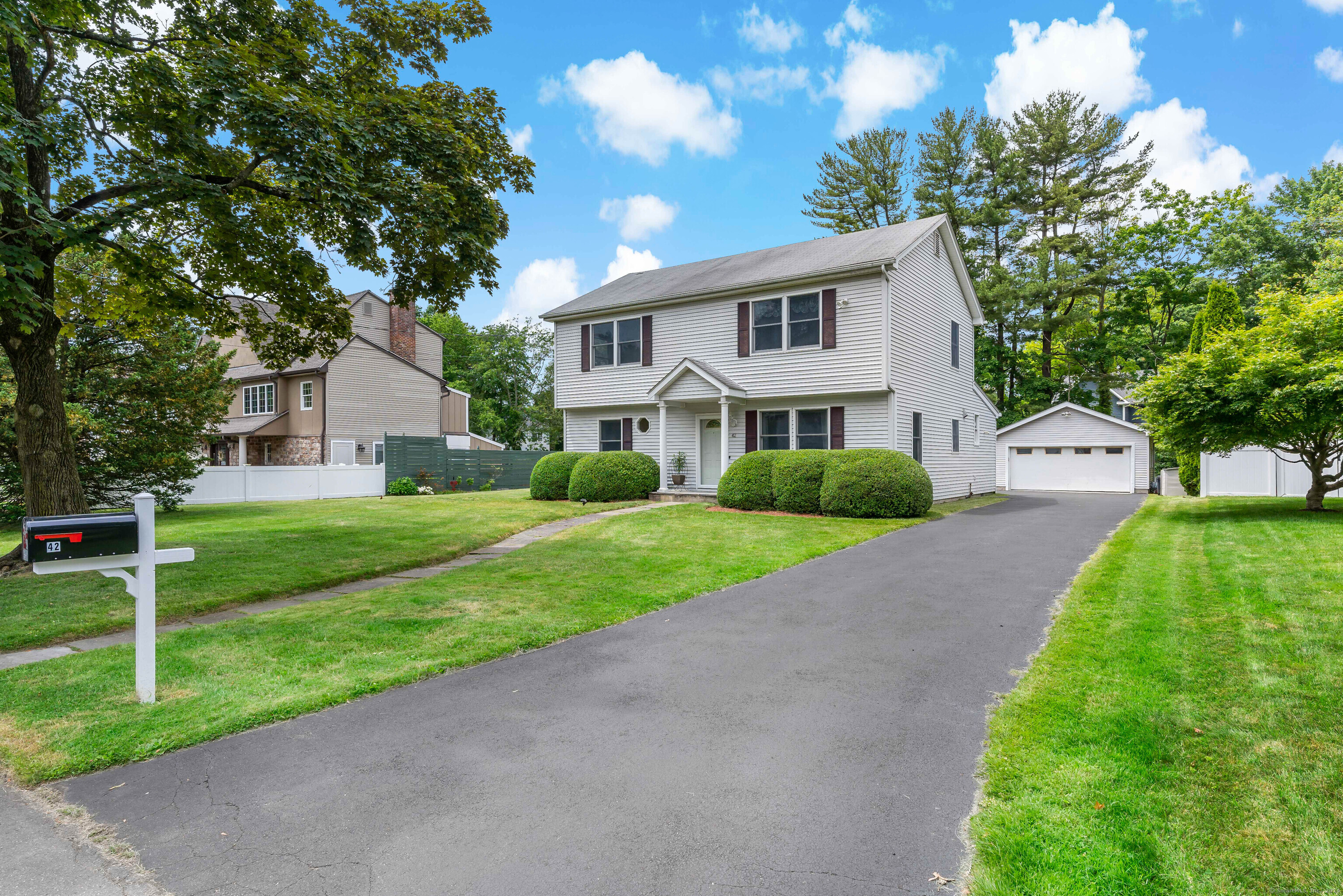 42 Circle Drive — exterior photo