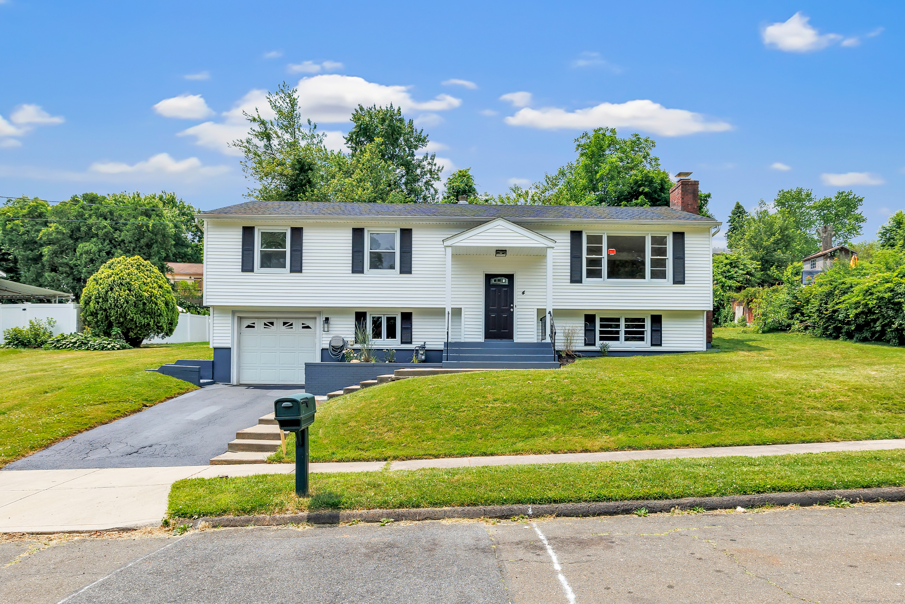 4 Carriage Drive West Haven CT