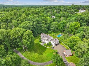 253 Turtle Back Road
