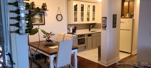 87 Glenbrook Road, Unit APT 9B