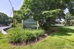 144 Rowayton Woods Drive, Unit 144