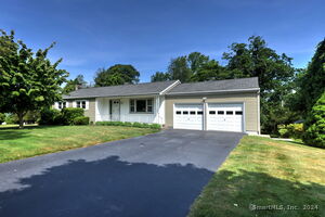 15 Zephyr Road