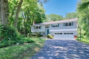 16 Green Acres Lane