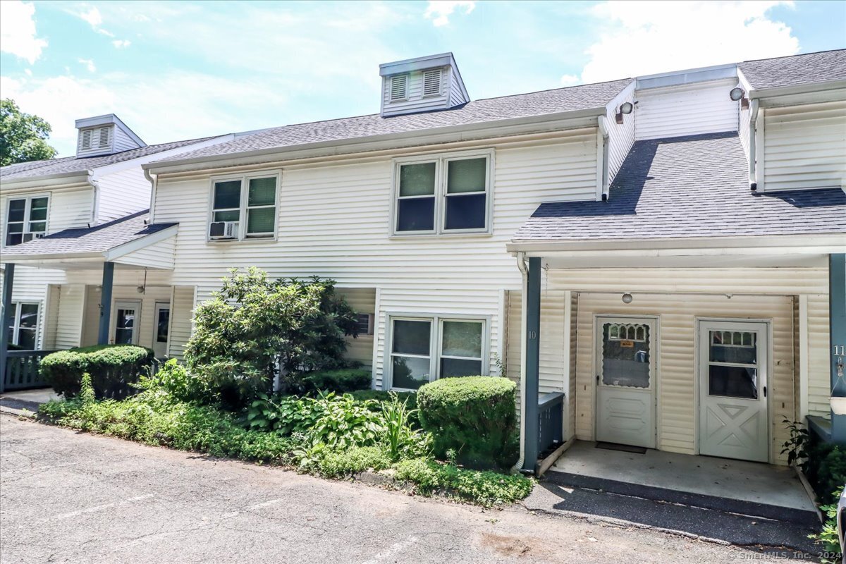 10 Canterbury Court New Milford CT