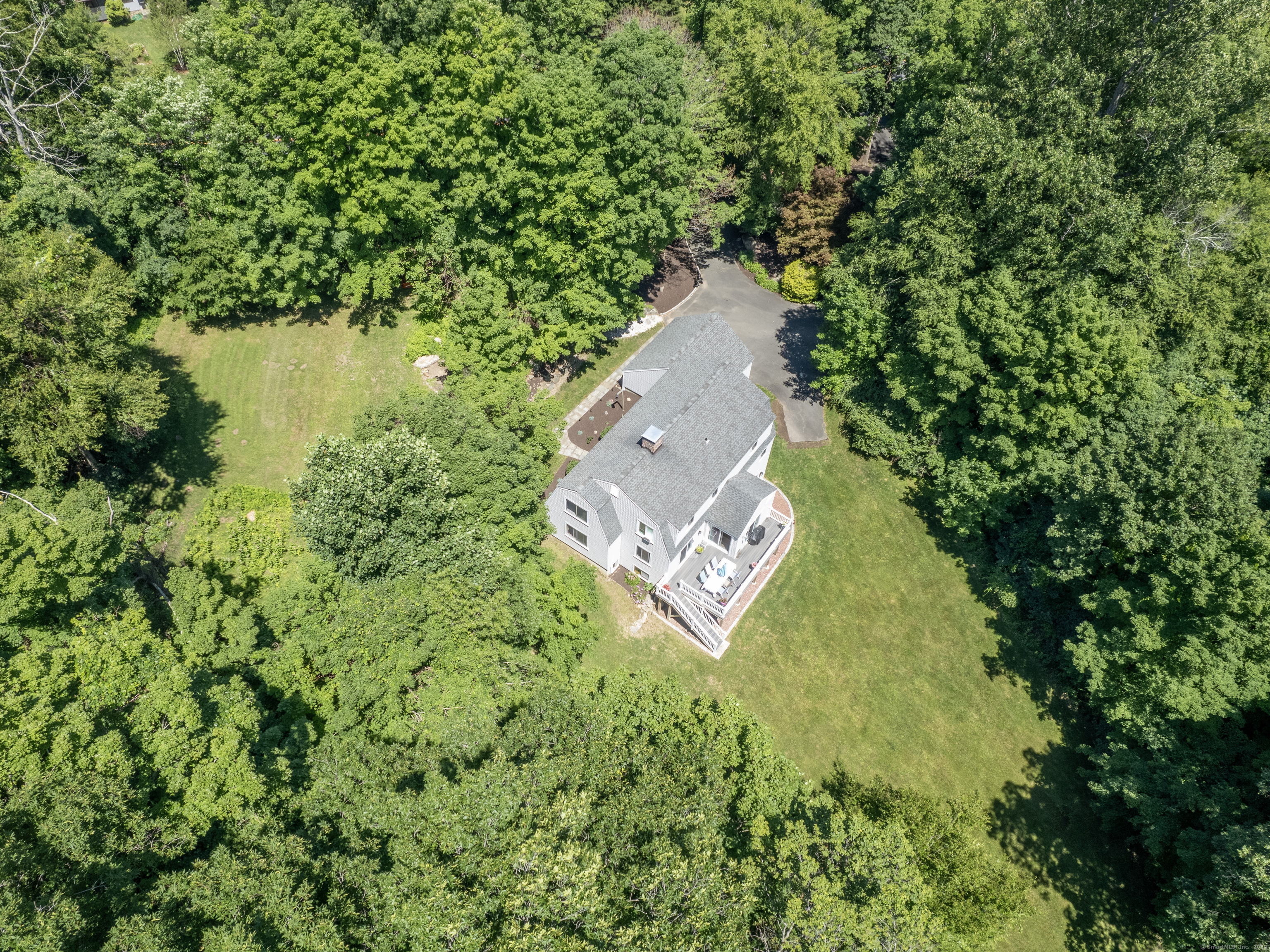 125 Mountain, Ridgefield, Connecticut 06877