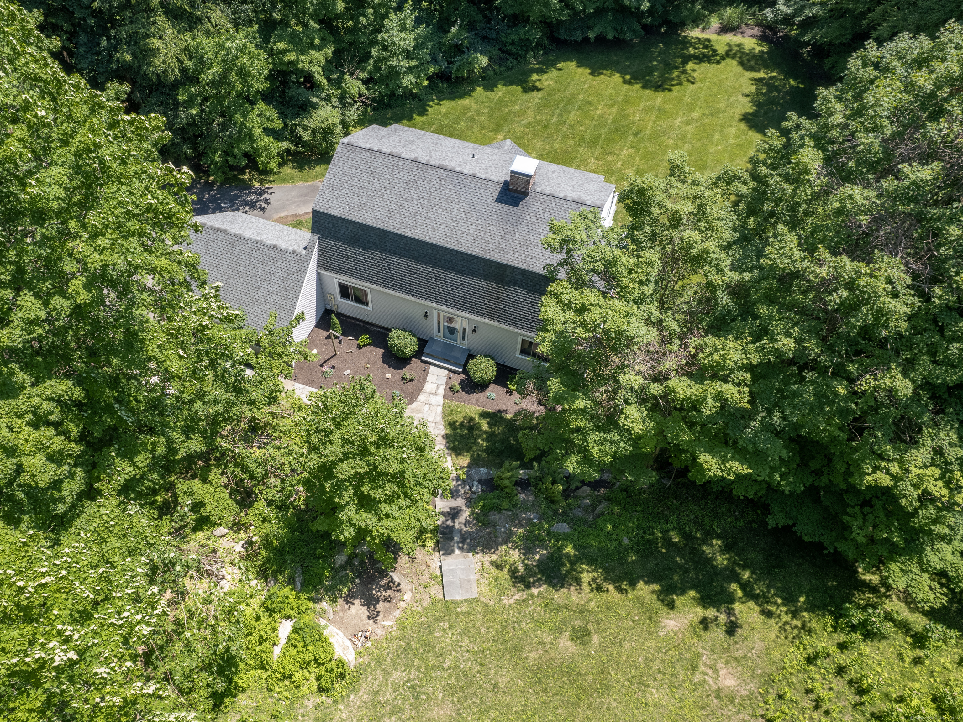 125 Mountain, Ridgefield, Connecticut 06877