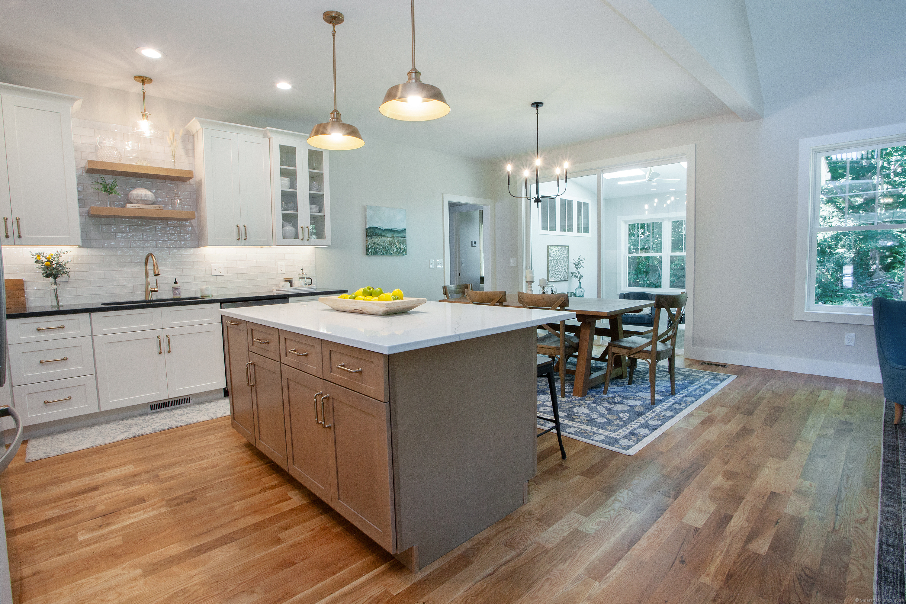 Photo 12 of 2 Applegate Lane, Canton, CT