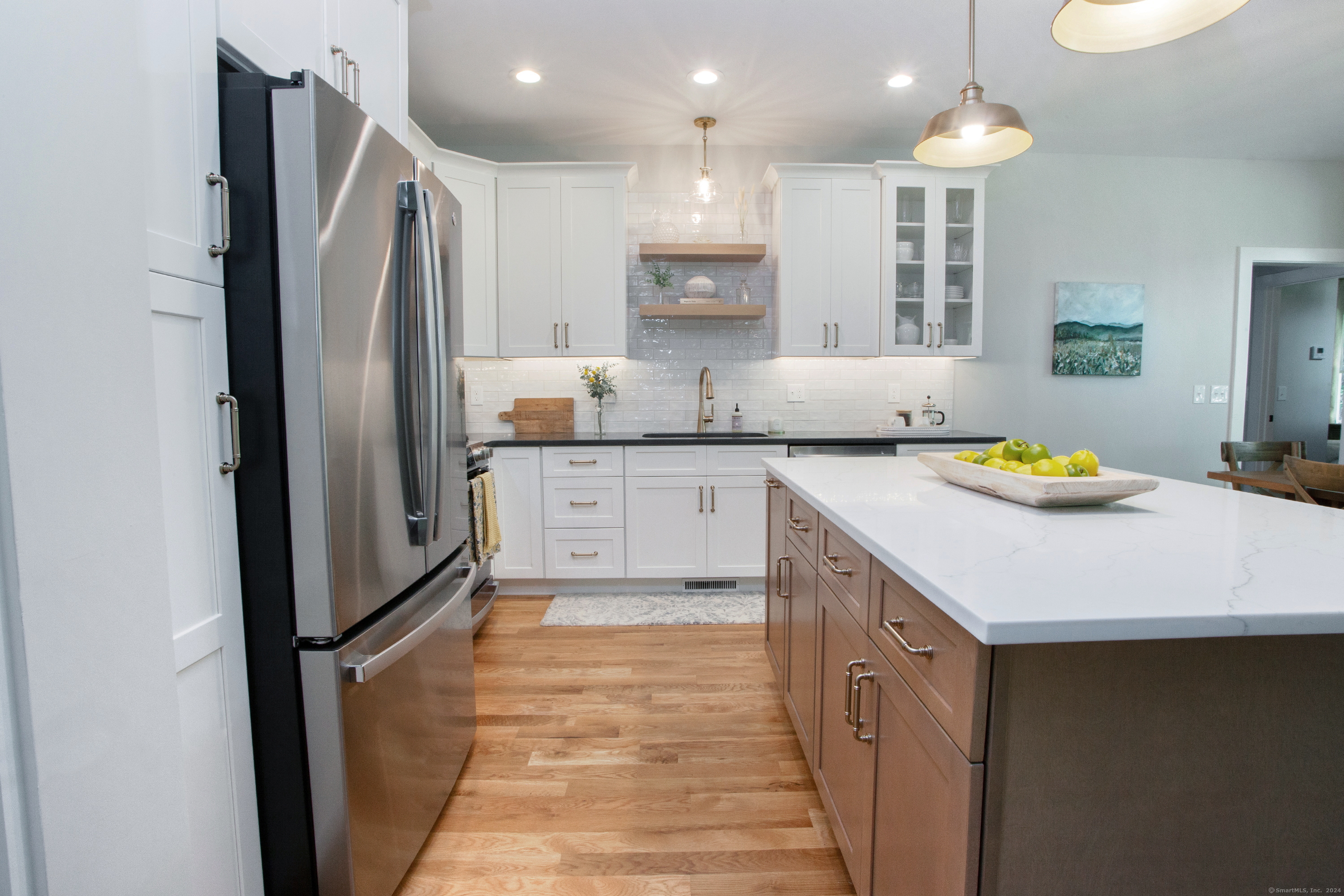 Photo 14 of 2 Applegate Lane, Canton, CT