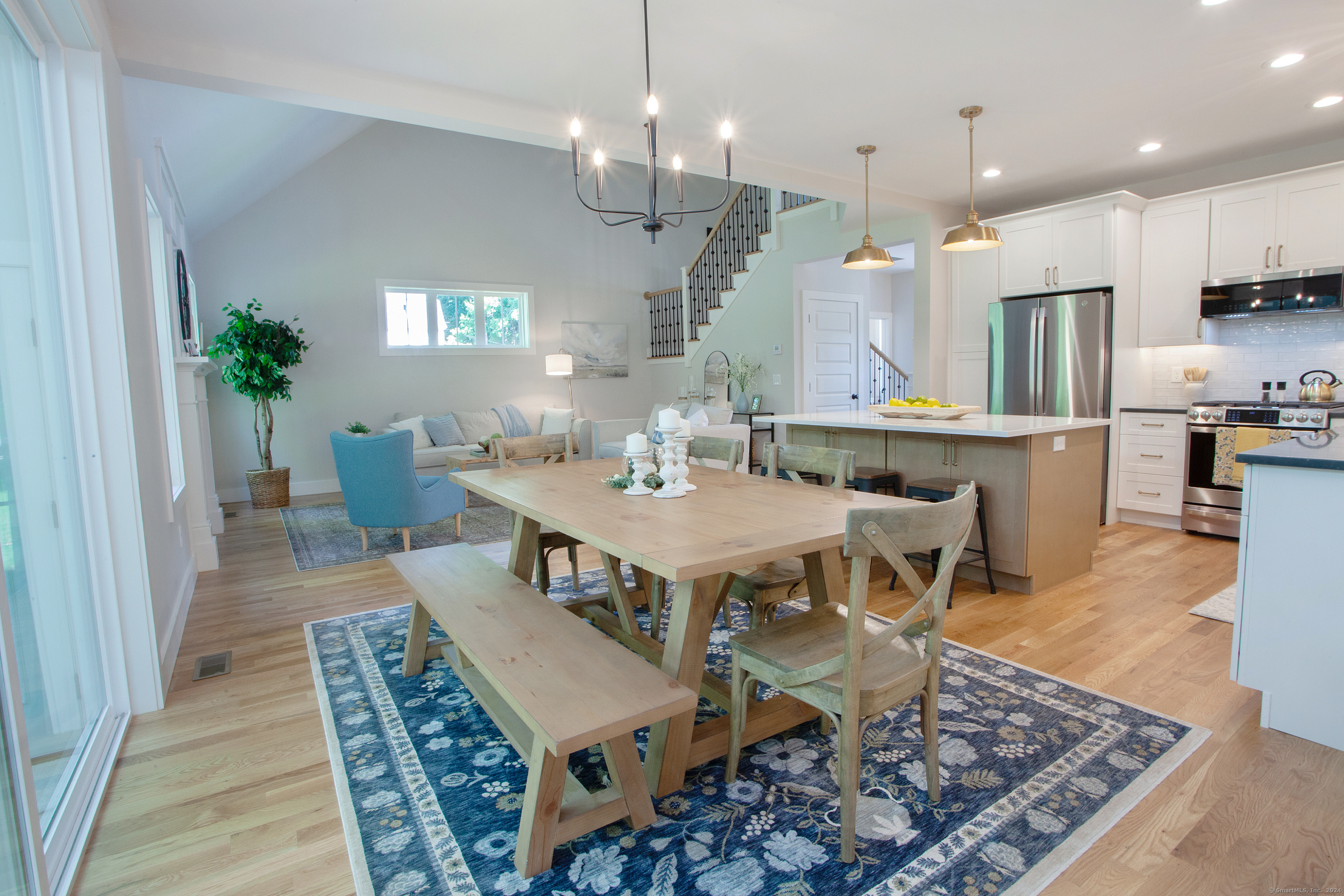 Photo 10 of 2 Applegate Lane, Canton, CT