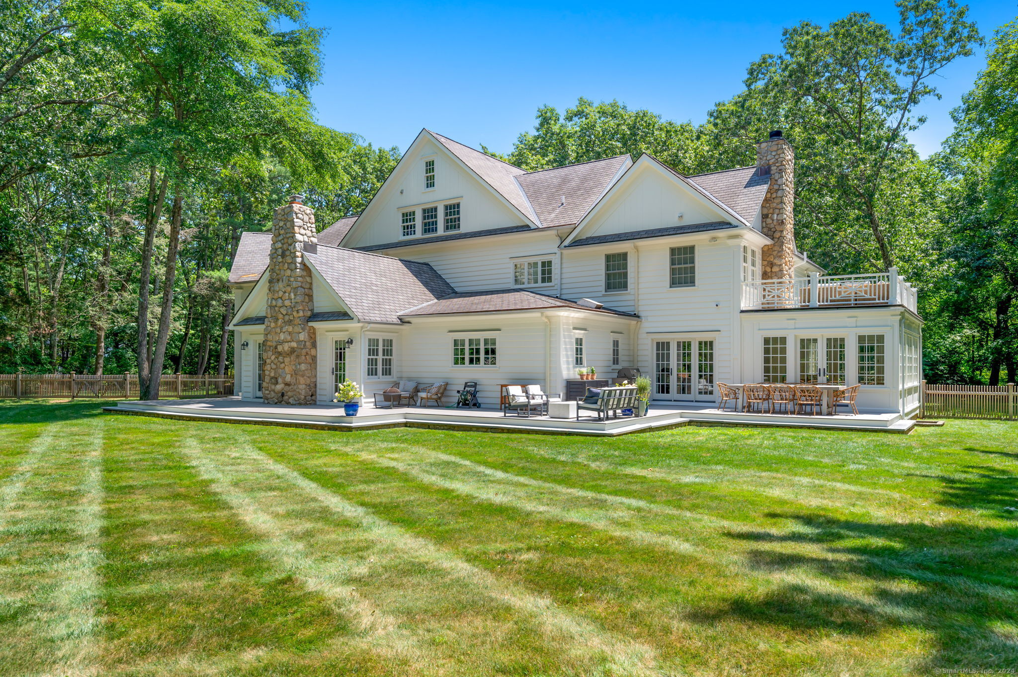 116 Juniper, New Canaan, Connecticut 06840