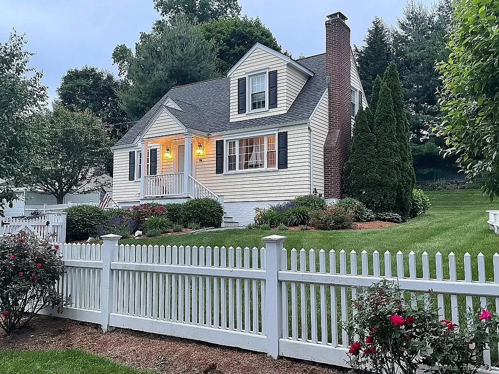 30 Flax, Fairfield, Connecticut 06824