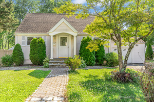 61 Glenwood Avenue