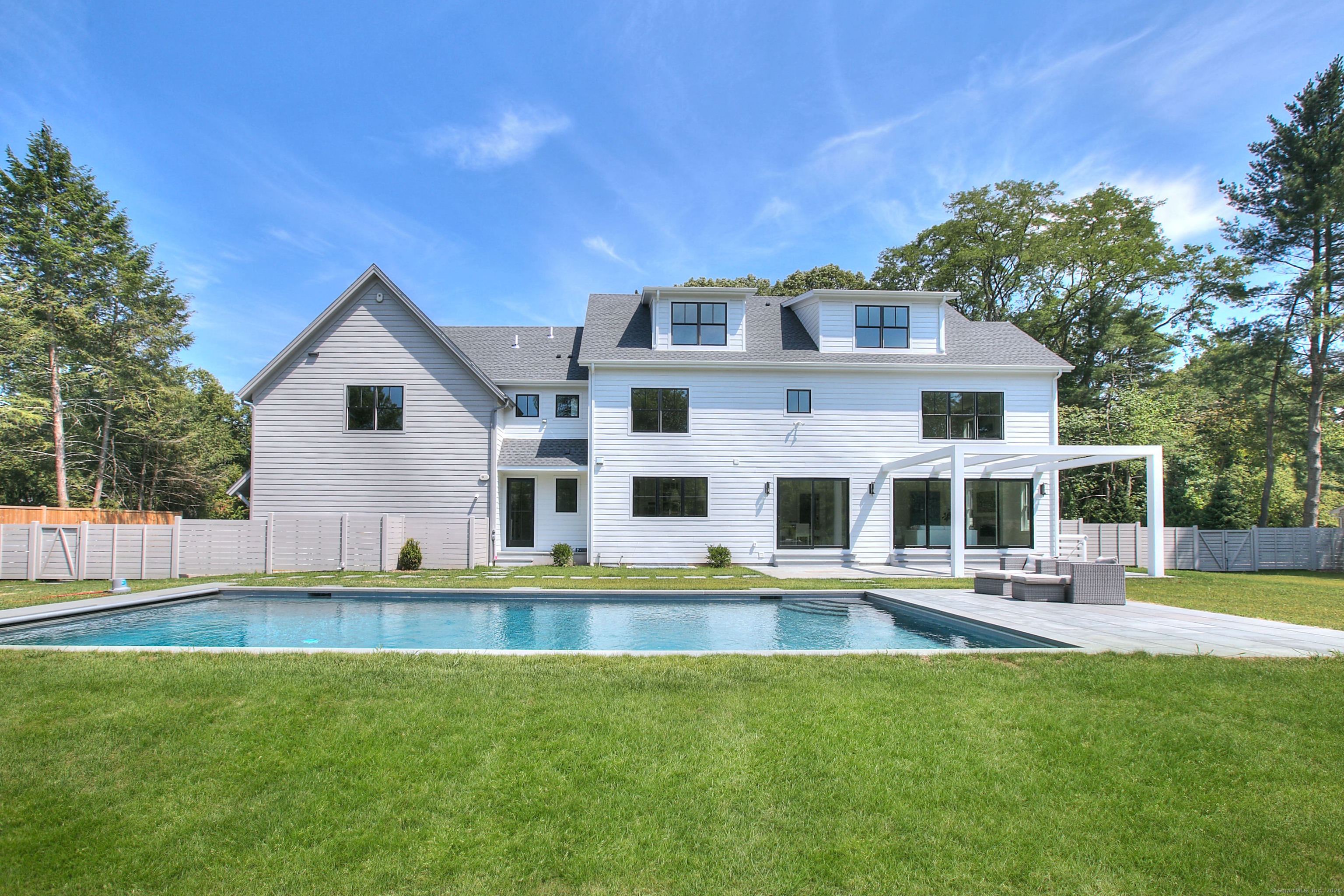 33 Easton, Westport, Connecticut 06880