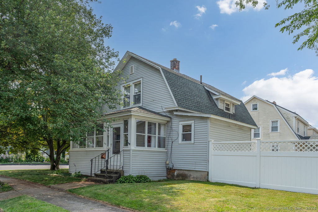 48 Sidney, East Haven, Connecticut 06512