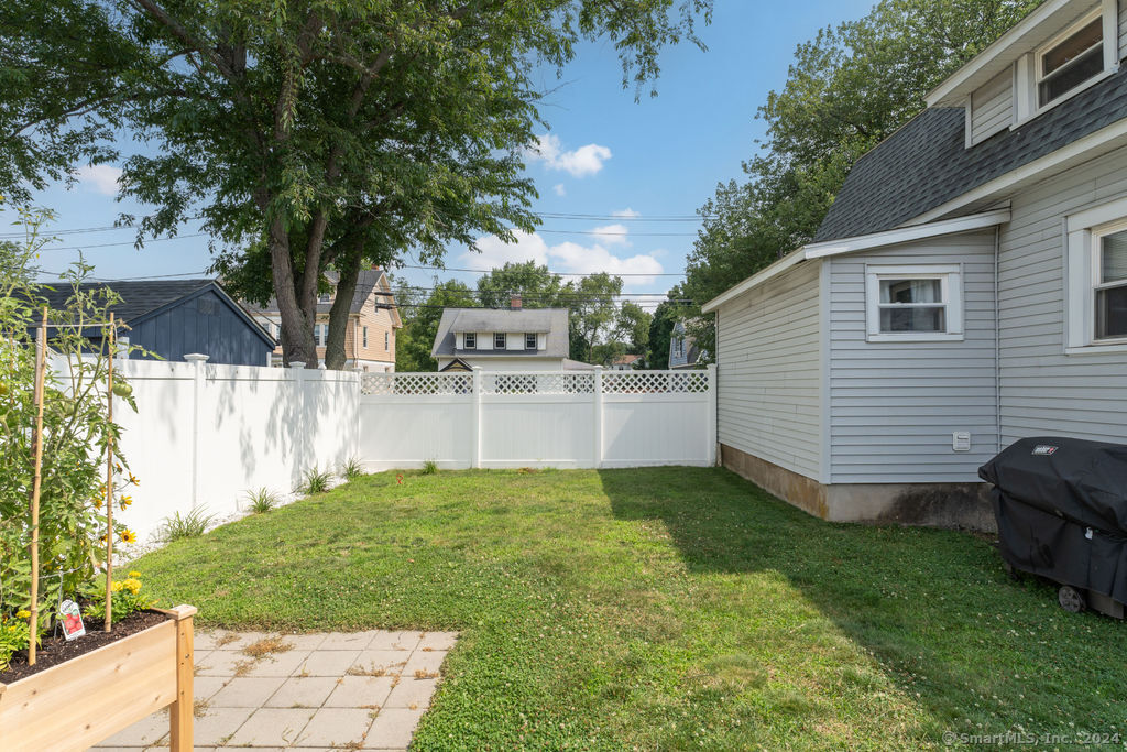 48 Sidney, East Haven, Connecticut 06512