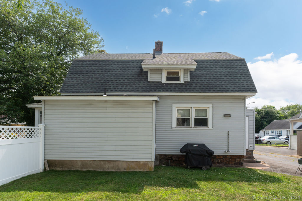 48 Sidney, East Haven, Connecticut 06512