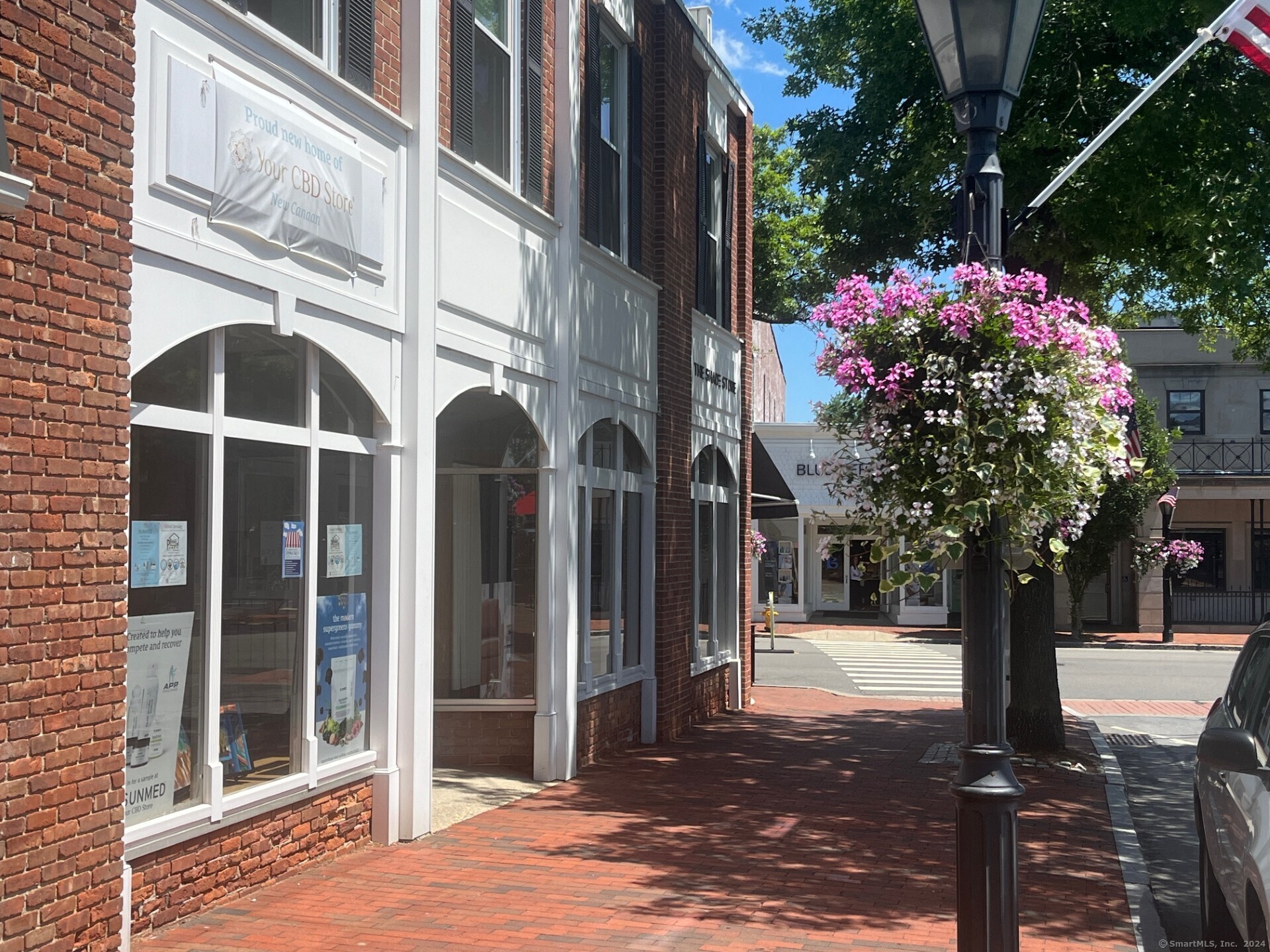 7 Elm Street, New Canaan, Connecticut photo 1