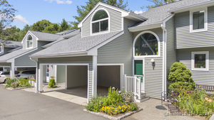24 Glen Ridge, Unit 24