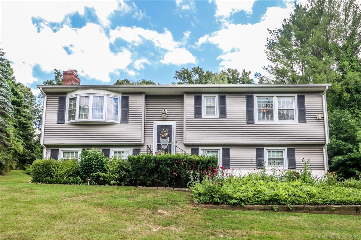 21 Rolling Glen Drive New Milford CT