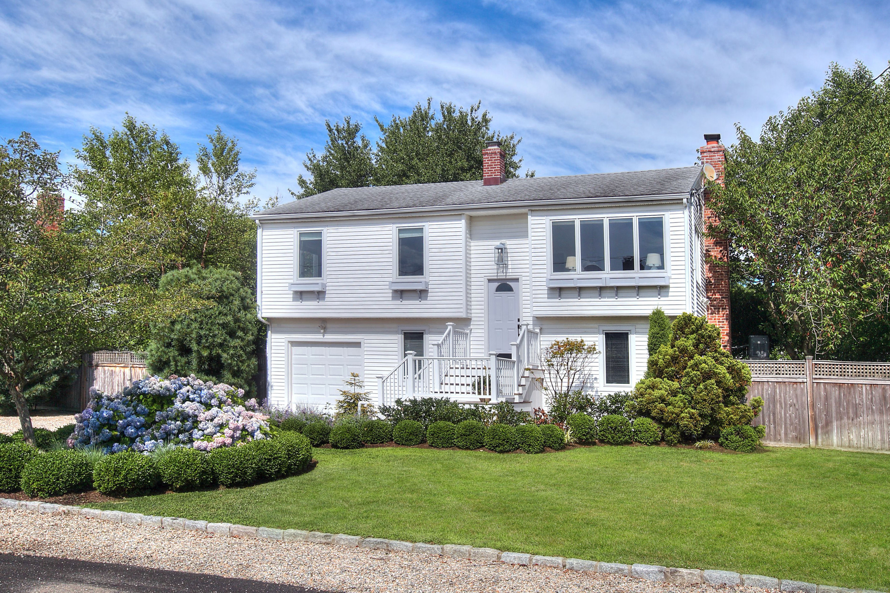 11 Spriteview Avenue, Westport, Connecticut photo 1