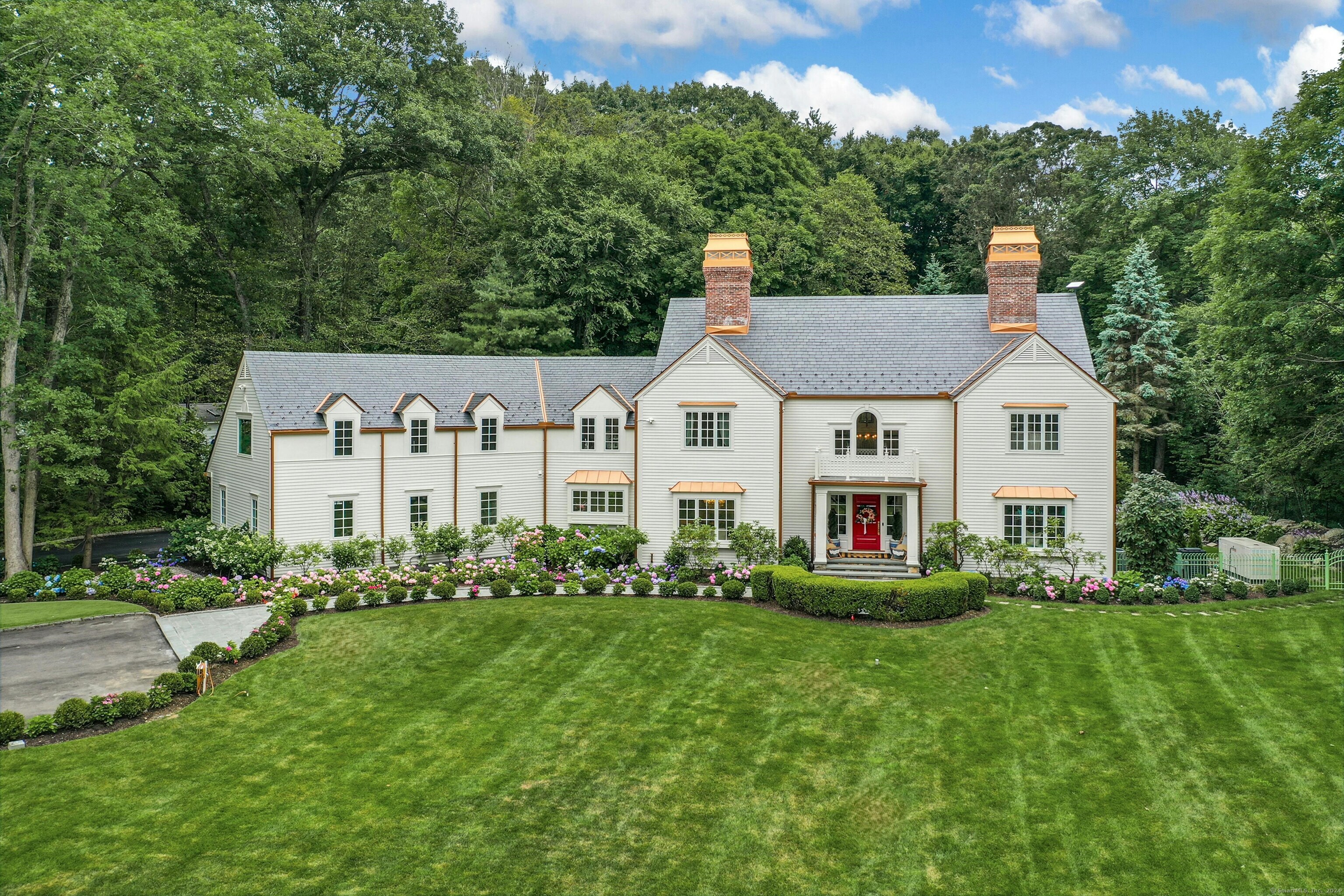 105 Clearview Lane New Canaan CT