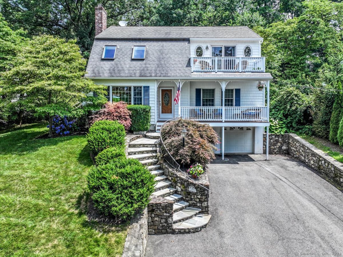 27 Mountain View Drive Brookfield CT