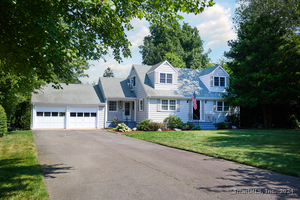 30 Hogan Trail