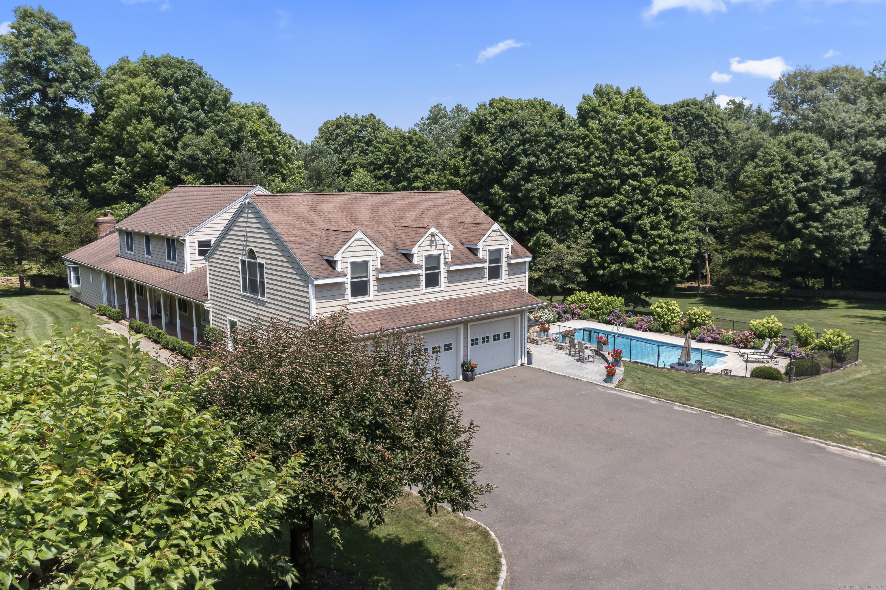 75 Codfish Hill, Bethel, Connecticut 06801