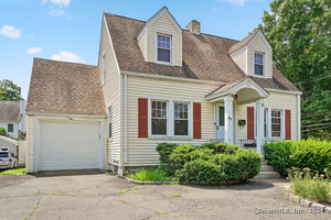 40 Winfield Street