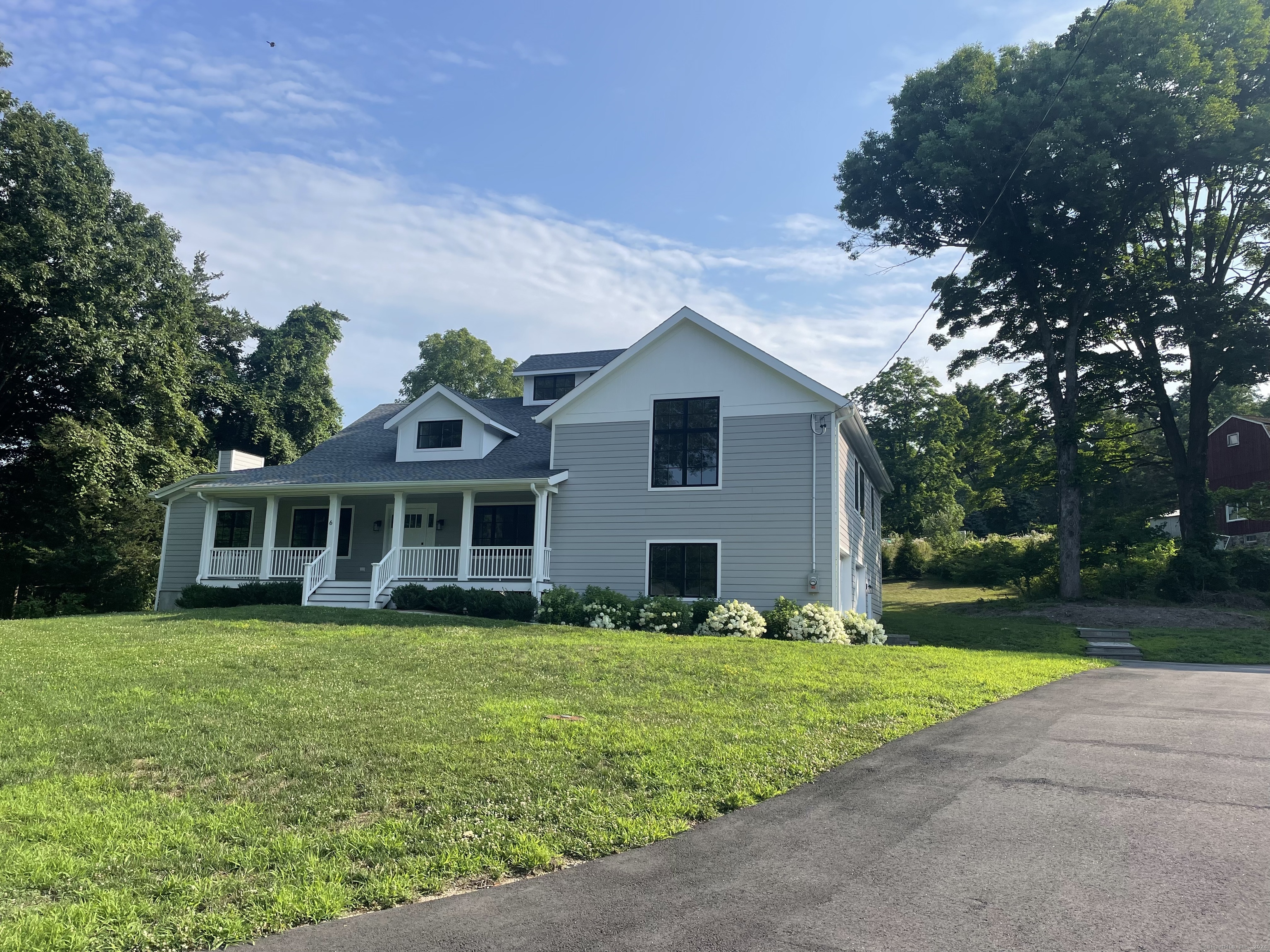 6 Singing Woods, Norwalk, Connecticut 06850