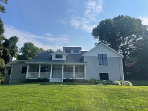 6 Singing Woods Court