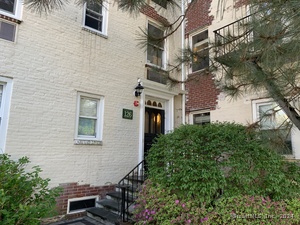 126 Woodside Green Street, Unit 1B
