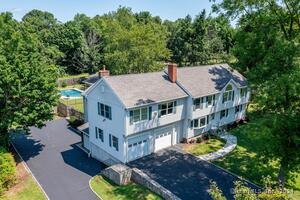 14 Pilgrim Lane