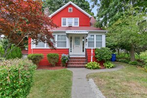 28 Phillips Street
