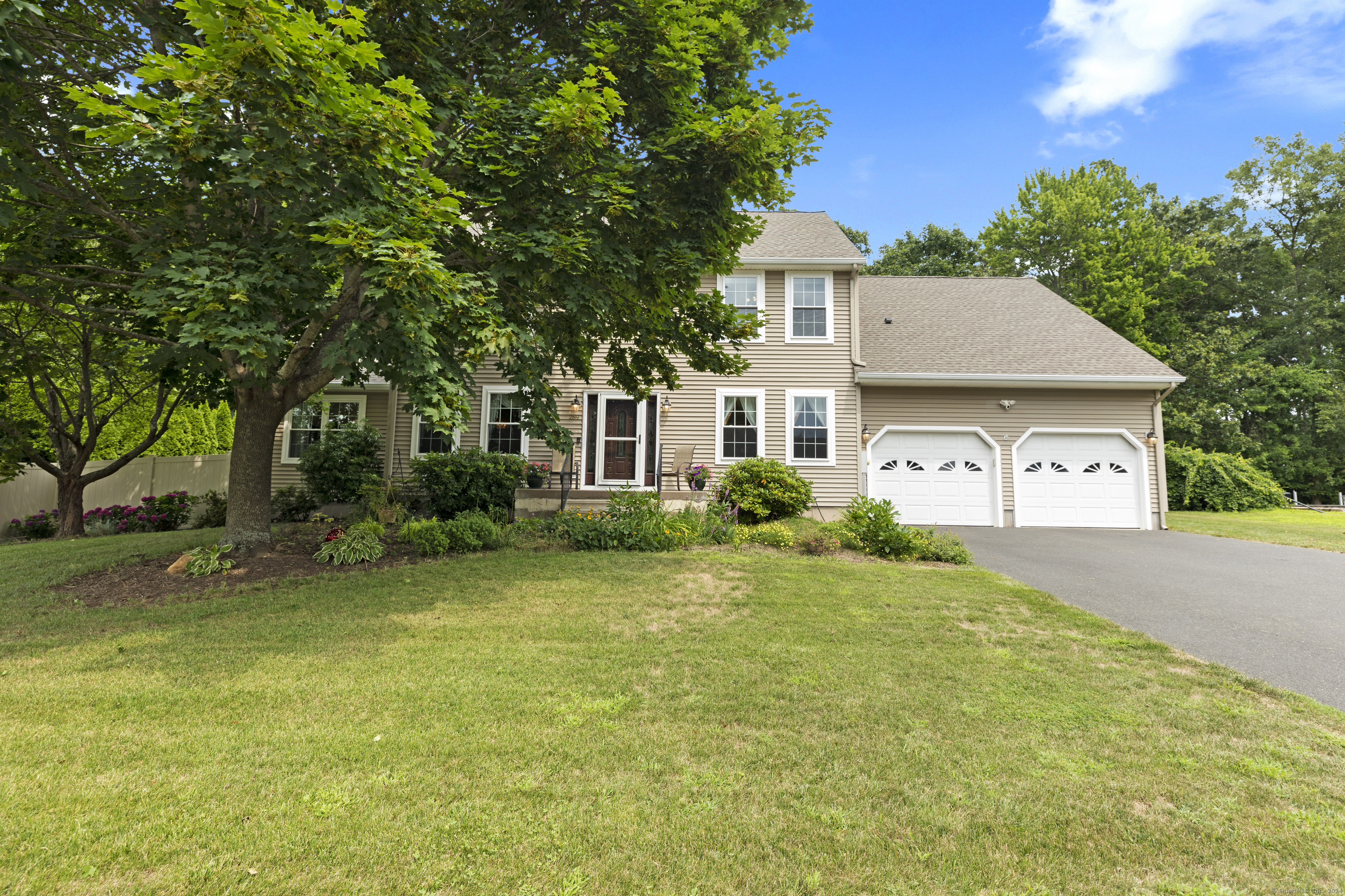 289 Meadowbrook Drive Manchester CT