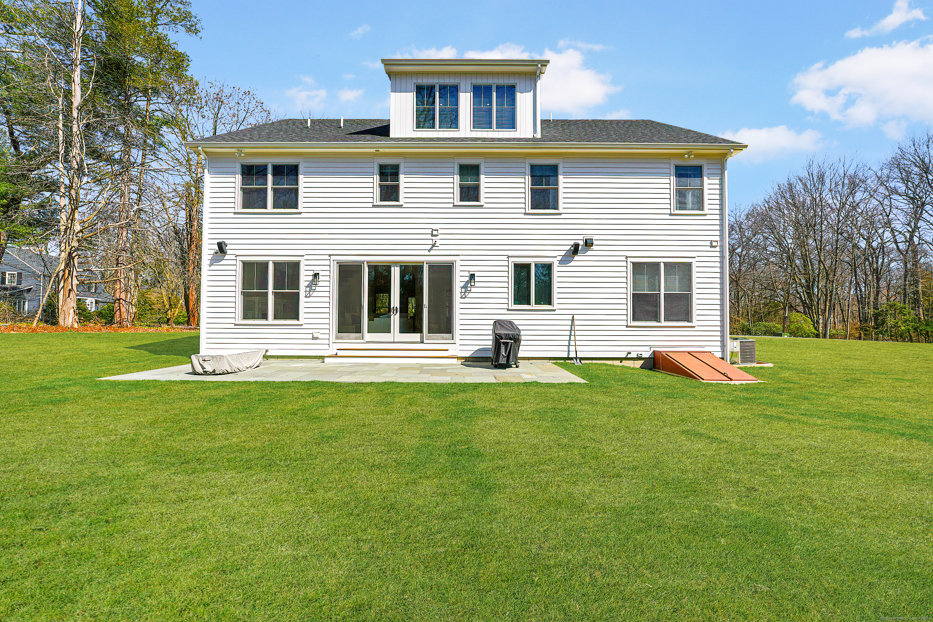 14 Appletree, Norwalk, Connecticut 06850