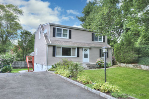5 Lenore Drive