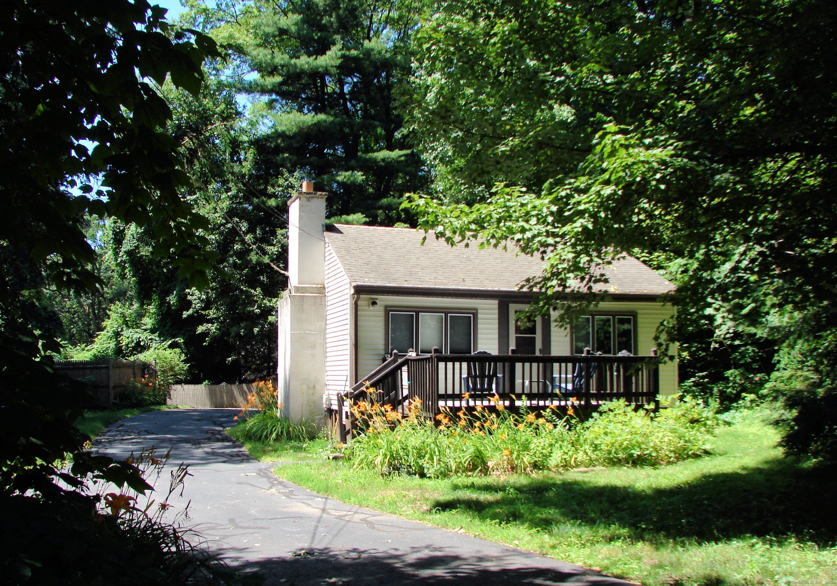 19 Pinecrest Road Barkhamsted CT