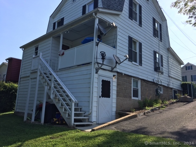 17 Duncanson Street, Stamford, Connecticut photo 1