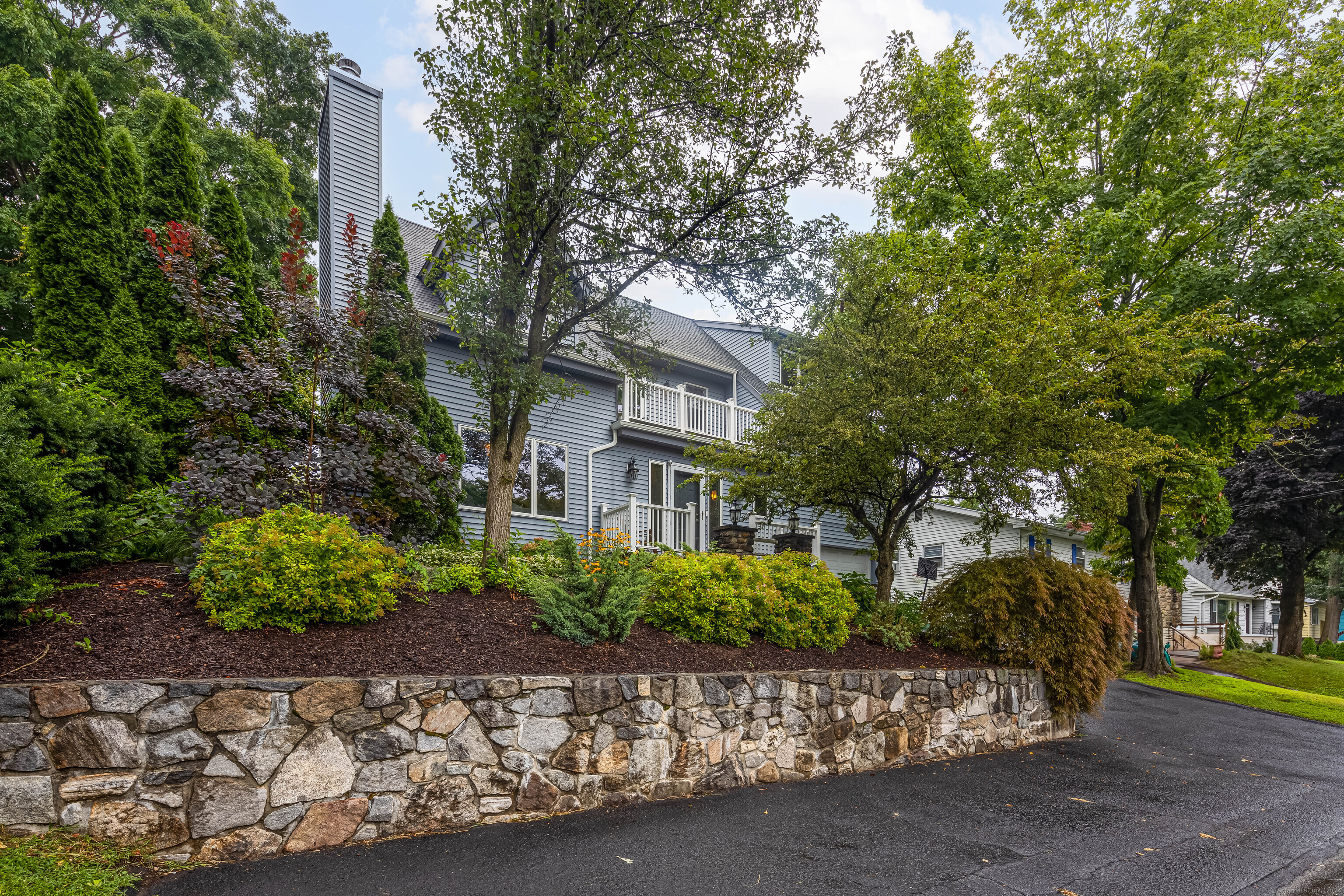 19 Mountain View, Brookfield, Connecticut 06804