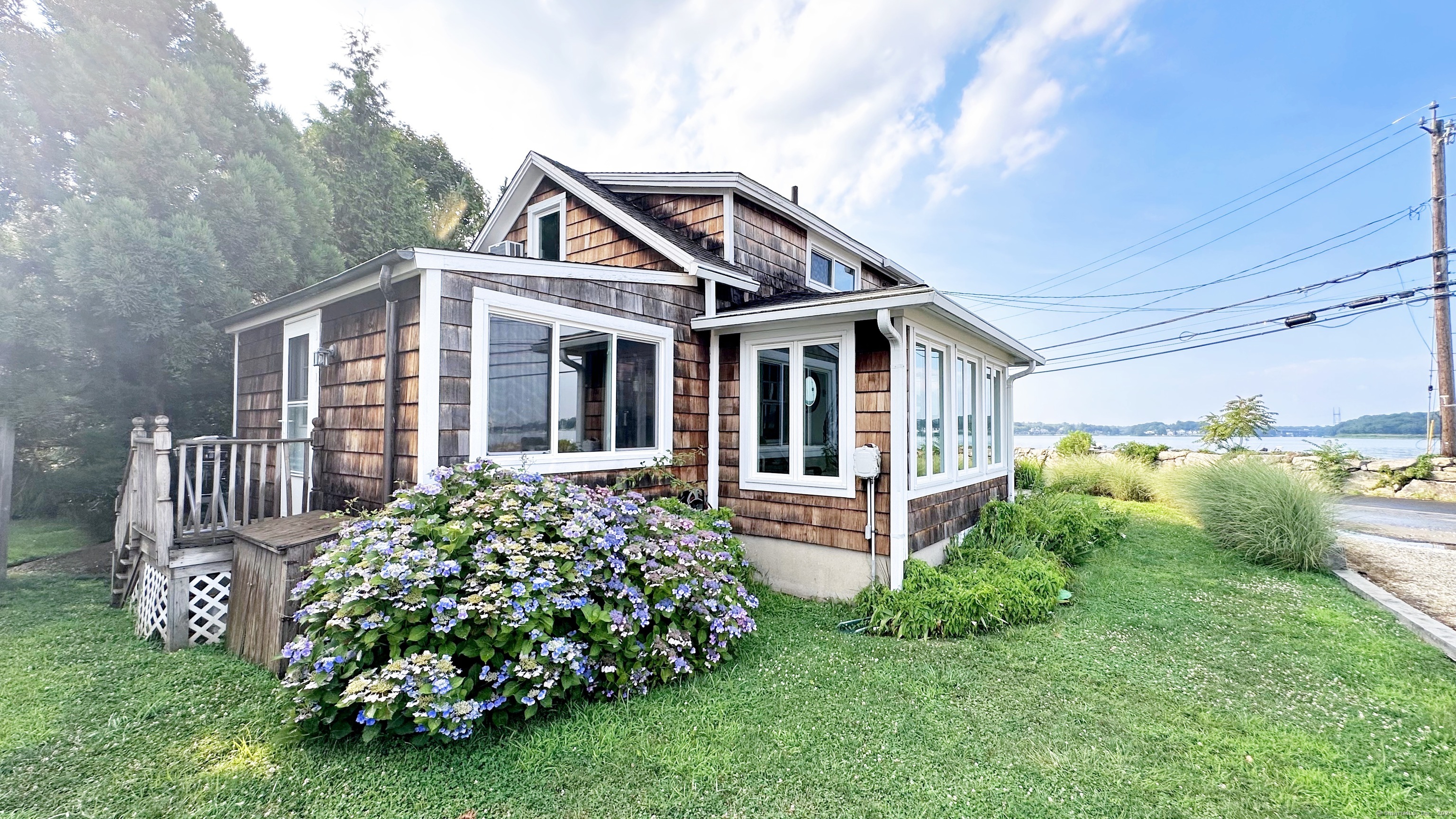 2 Scofield Place, Westport, Connecticut photo 1