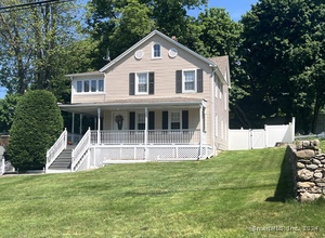 15 Maple Street
