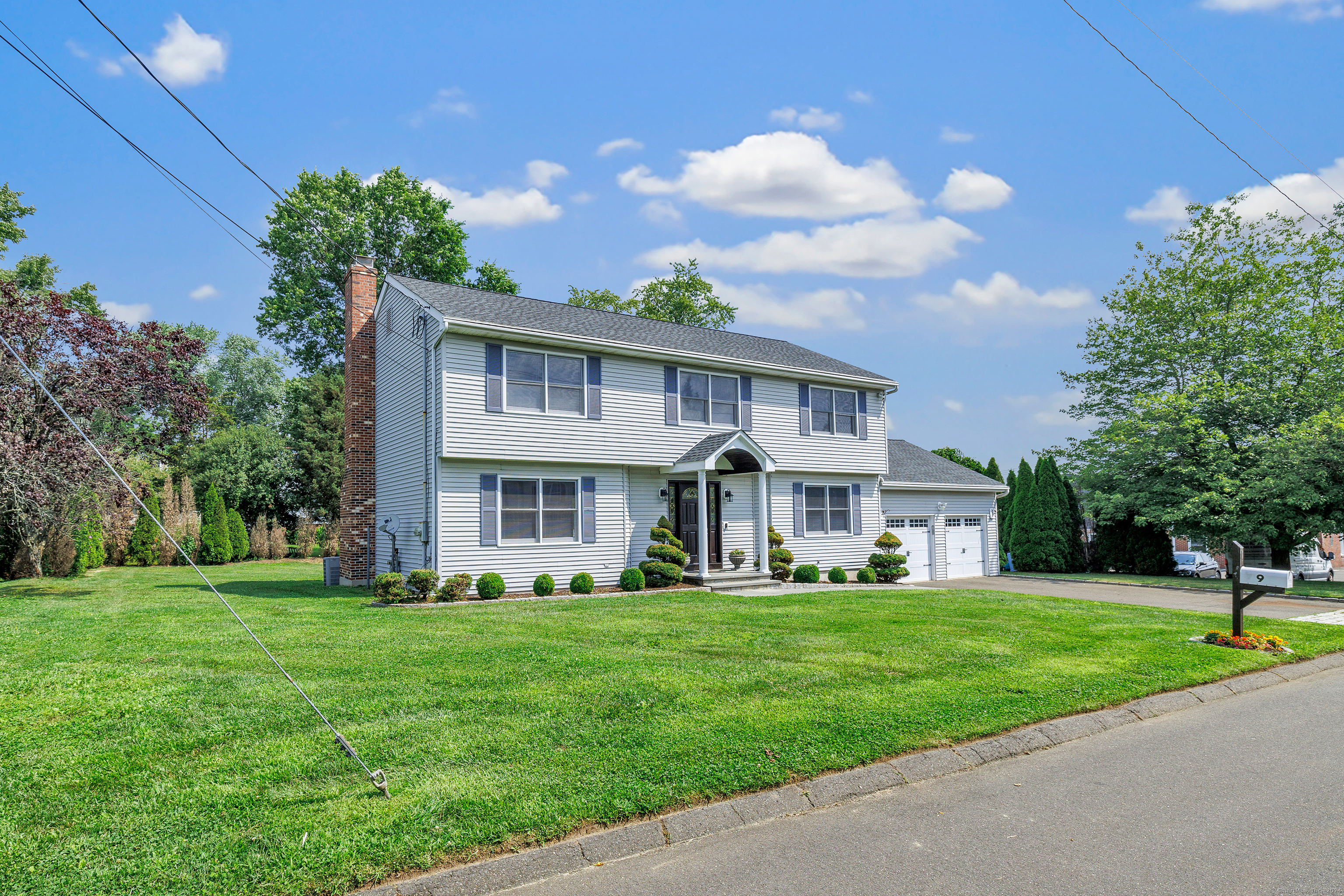 9 Cedar, Trumbull, Connecticut 06611