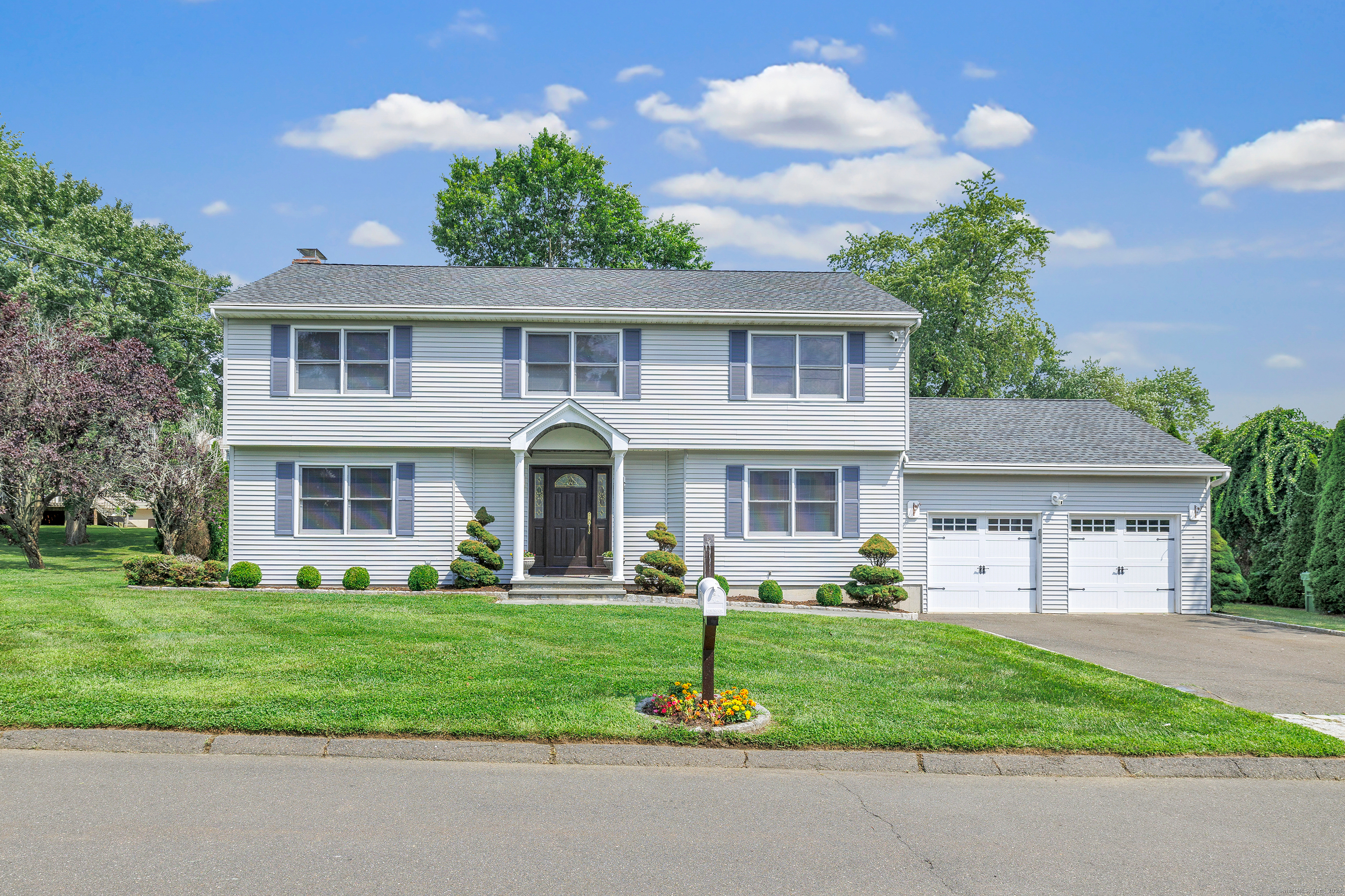 9 Cedar, Trumbull, Connecticut 06611