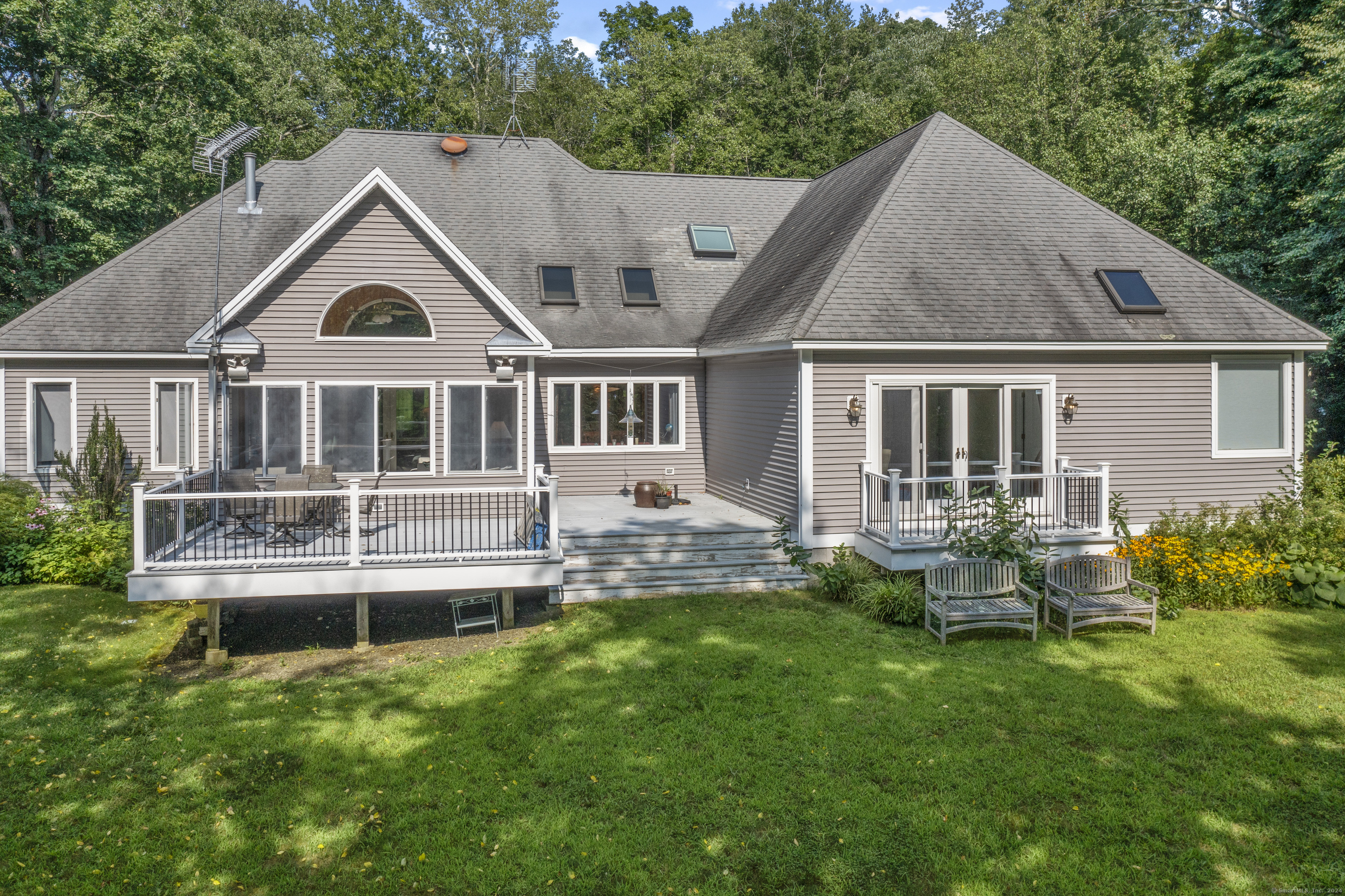 381 Weatherly, Guilford, Connecticut 06437