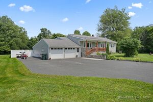 4 Crown View Drive