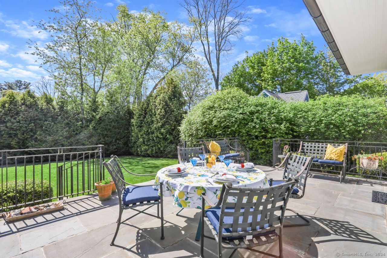 29 Highview, Greenwich, Connecticut 06870